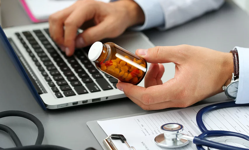 تایید بیمه‌ای اینترنتی دارو