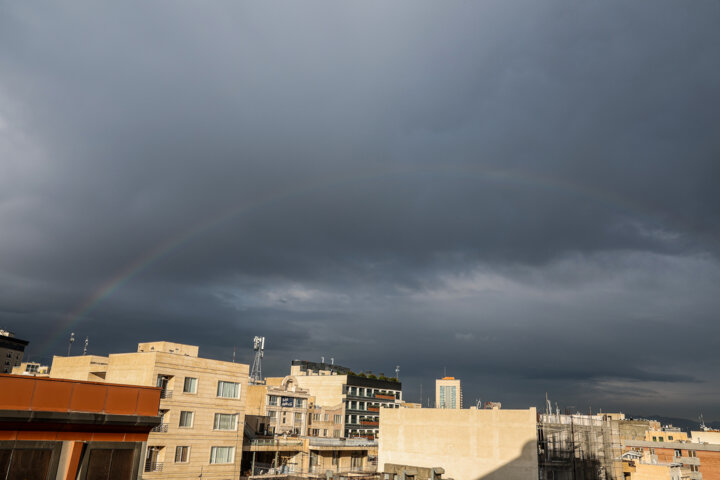 تهران بارانی می‌شود