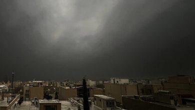 دوده مخازن نفتی از آسمان تهران در حال تخلیه است