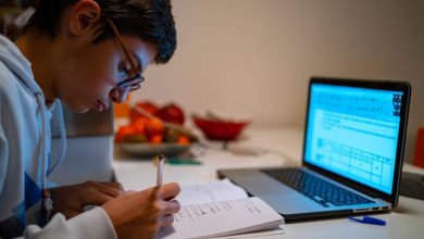 مدرسه‌ تلویزیونی‌