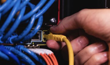 نت‌بلاکس: رکورد طولانی‌ترین مدت قطع اینترنت در ایران شکسته شد