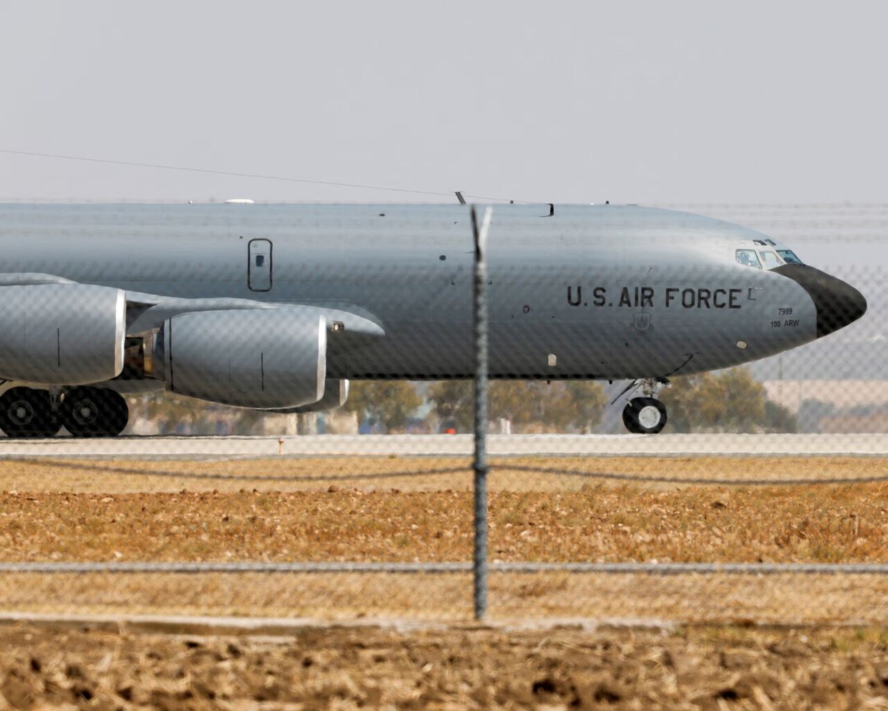 پایگاه نظامی