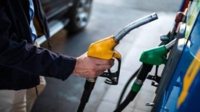 پیشنهاد پرداخت مالیات به دلار؛ طرح اسرائیل برای مهار افزایش قیمت بنزین