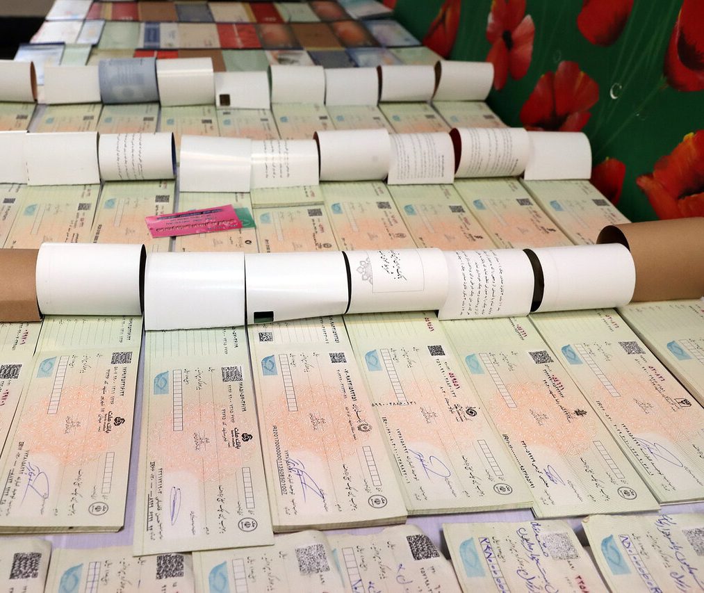 بخشی از محرومیت‌های چک برگشتی تعلیق شد