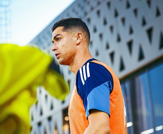 رونالدو با جت شخصی عربستان را ترک کرد