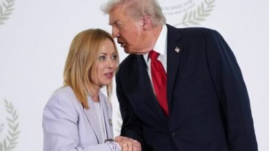 ترامپ: از ملونی شوکه شدم/ پاپ نمی‌فهمد