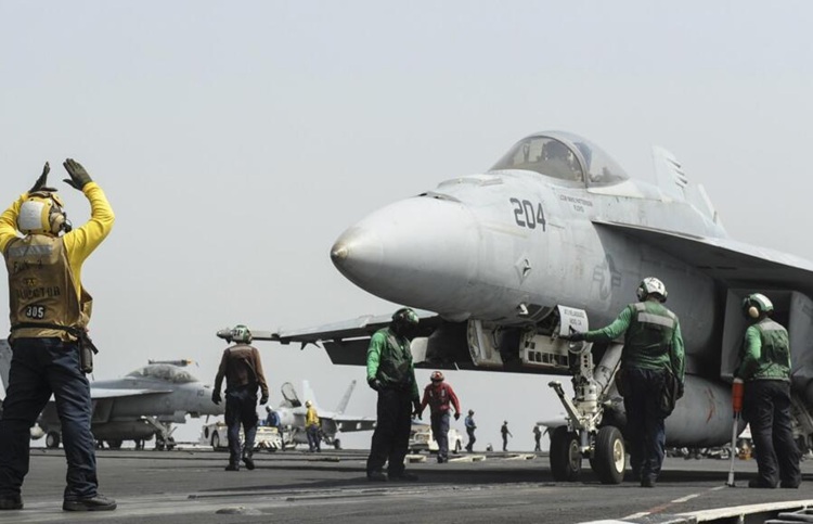 خلبان آمریکایی