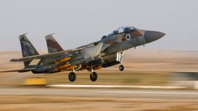 خلبان جنگنده