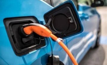 بحران سوخت دنیا را شوکه کرد/ هجوم خریداران به خودروهای برقی دست‌دوم