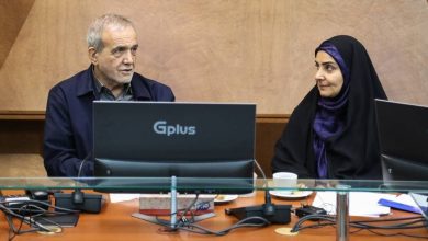 صادق و پزشکیان