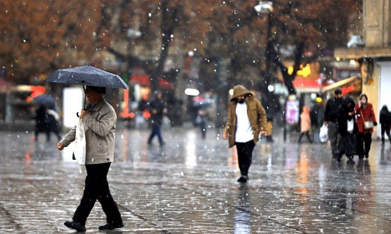 بارش باران از فردا در تهران/ کاهش دما تا سه‌شنبه