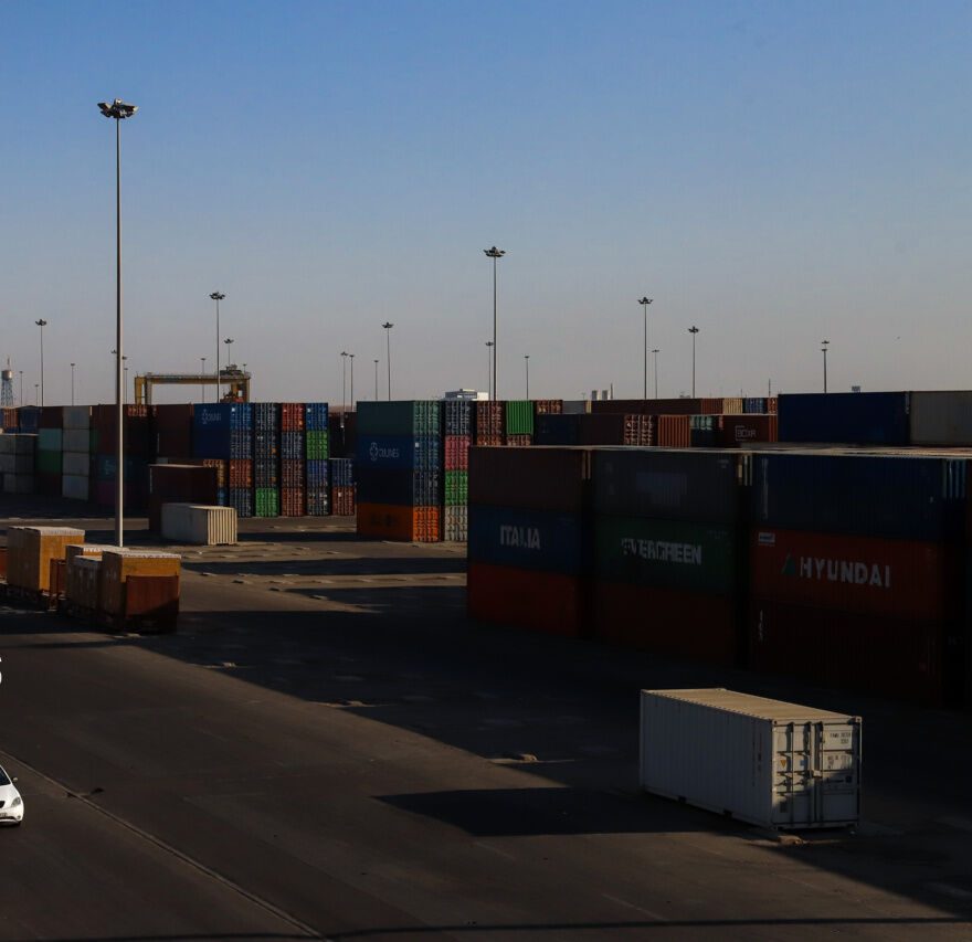 تعیین خط سبز در بنادر برای واردات کالاهای اساسی