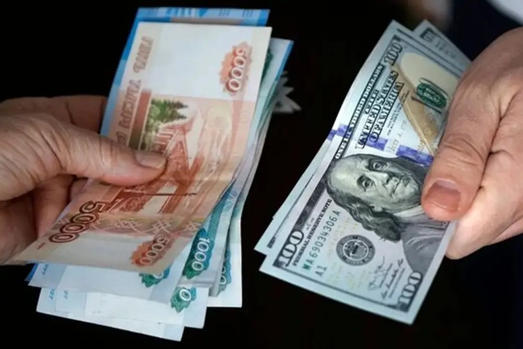 دلار بانکی