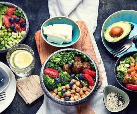 کدام رژیم غذایی خطر چاقی در دوران یائسگی را کاهش میدهد؟