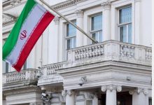 کنایه تند سفارت ایران در لندن به سخنگوی کاخ سفید درباره کودکان قربانی جنگ
