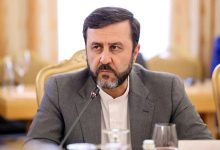 غریب‌آبادی: اکنون توپ در زمین آمریکا است