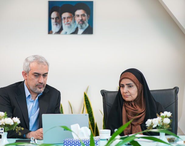 فرزانه صادق و علی مدنی‌زاده