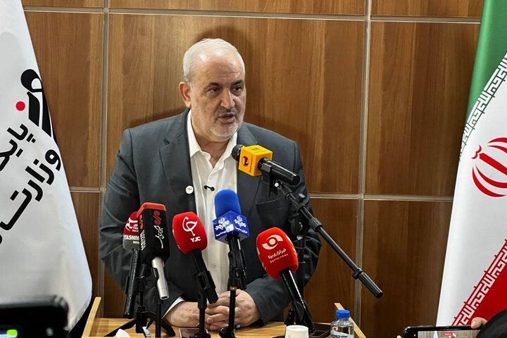 وزیر نیرو تغییر ساعت اداری بیش از ۲۰۰۰ مگاوات صرفه‌جویی به همراه دارد