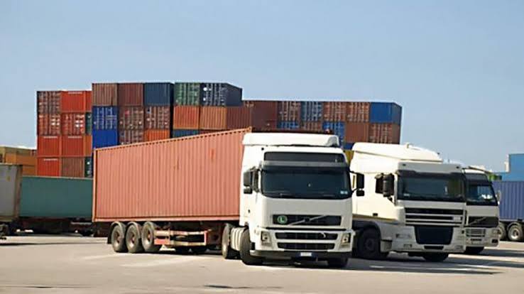 ظرفیت خروج کامیونها از مرز ریمدان ۲ برابر شد