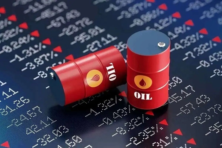 سقوط سنگین قیمت نفت؛ ورود برنت به کانال ۷۰ دلار