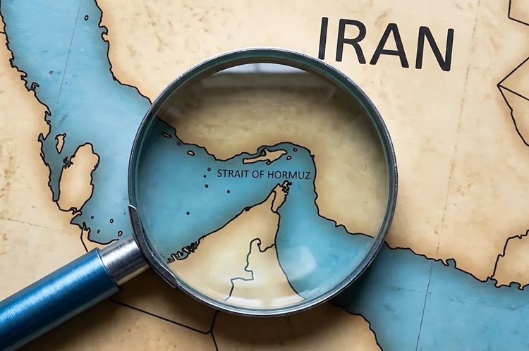 سیگنال صلح از واشنگتن؛ اعلام زمان پایان محاصره تنگه هرمز