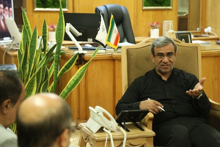 برگزاری تشییع پیکر رهبر شهید در مشهد به صورت هوایی