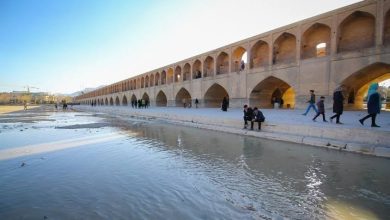جریان آب زاینده رود قطع نمی‌شود