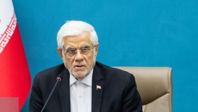 عارف: اطلاع‌رسانی مراسم وداع و تدفین رهبر شهید فقط از ستاد انجام می‌شود