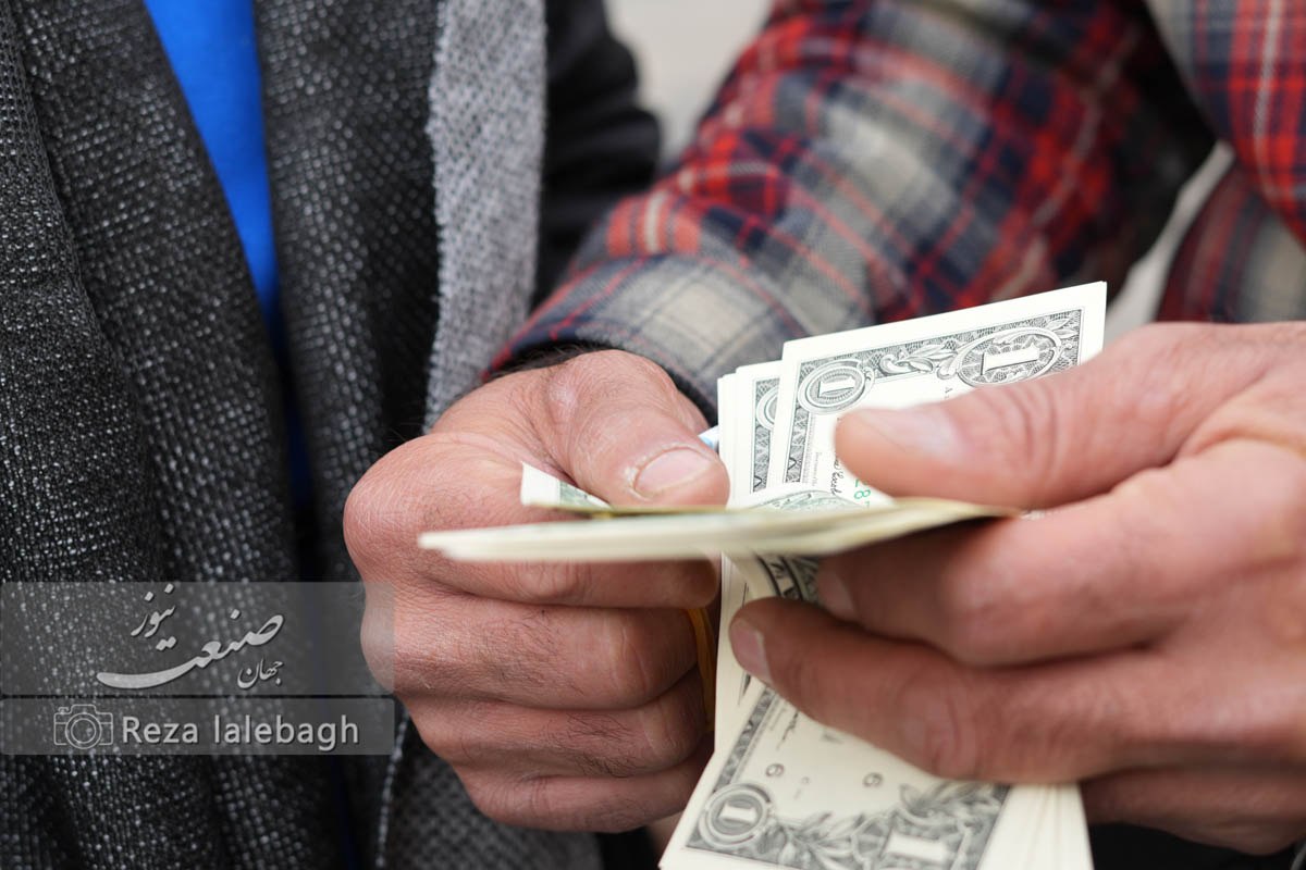 قیمت دلار