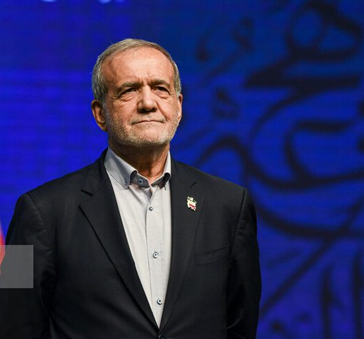 معاون دفتر پزشکیان: حمایت مراجع تقلید از دولت مایه دلگرمی است