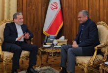 منبع پاکستانی: نقوی حامل پیامی از اسلام‌آباد برای رهبر ایران است