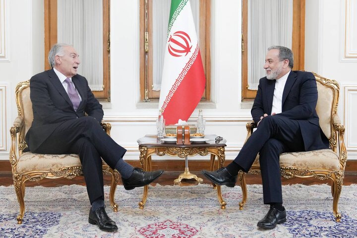 دیدار نماینده سازمان ملل در امور لبنان با وزیر امور خارجه