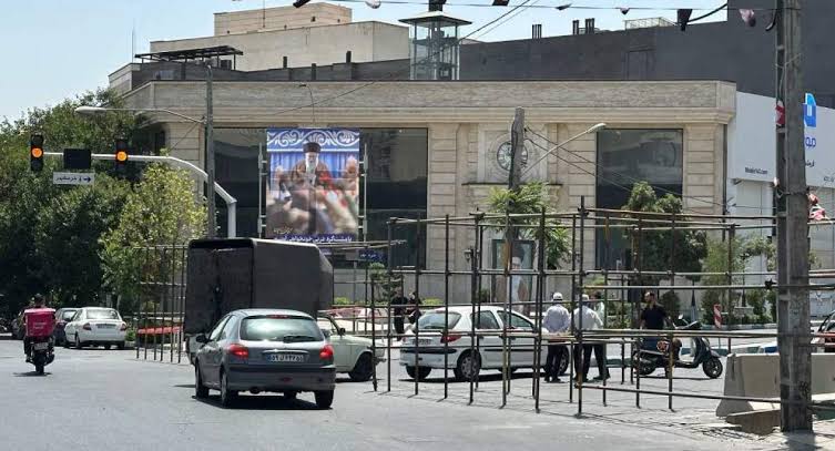 اعمال محدودیت تردد خودروهای شخصی اطراف مصلای تهران