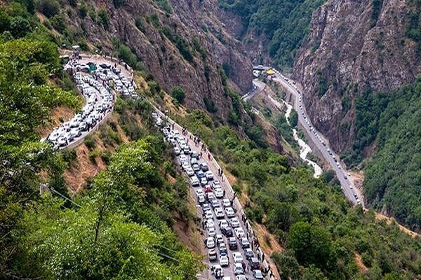 آخرین وضعیت تردد محورهای کشور؛ ترافیک سنگین در جاده چالوس و هراز