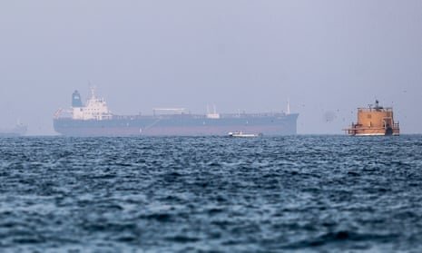 تنگه هرمز