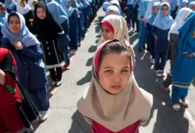 دانش‌آموزان اتباع
