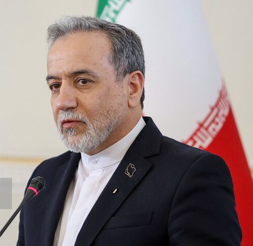 عراقچی: اقدام فرصت‌طلبِ مستقر در اوکراین علیه ایران بی‌پاسخ نخواهد ماند