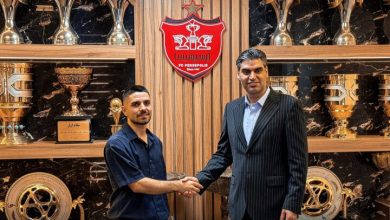 عمری یک‌ سال دیگر با پرسپولیس تمدید کرد