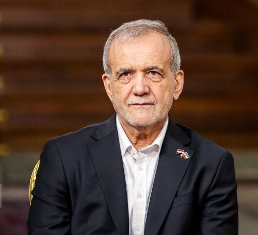 پزشکیان: شبکه اطلاع‌رسانی دولت باید فعال شود