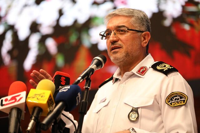 صدورگواهینامه موتورسیکلت بانوان هنوز آغازنشده/ تفاوتی بین گواهینامه بانوان وآقایان نیست