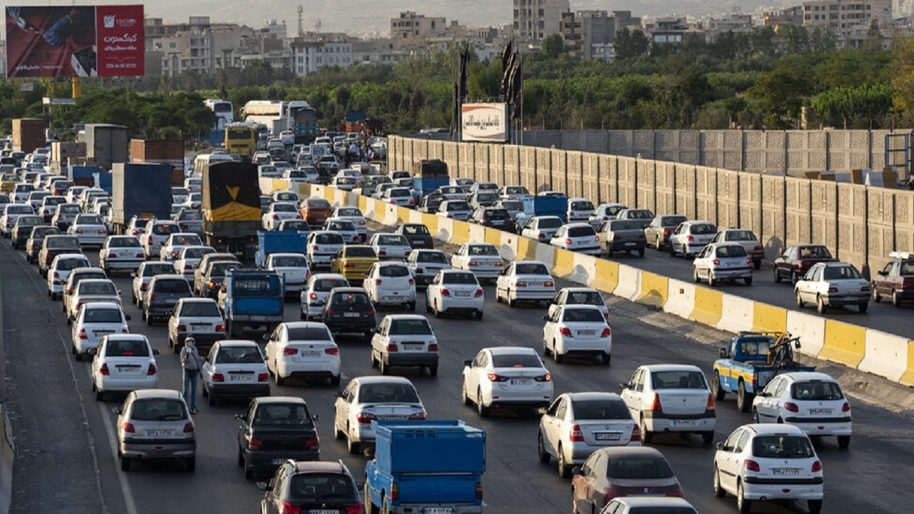ترافیک سنگین در ورودی‌های تهران و محور منتهی به ایلام/ آخرین وضعیت جاده‌های کشور اعلام شد