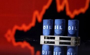 سقوط ۴ درصدی قیمت نفت؛ امید به توافق آمریکا و ایران بازار را نزولی کرد