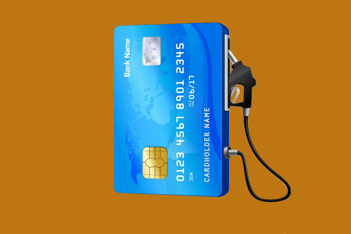 وزارت اقتصاد صرفاً مسئول انتقال سهمیه سوخت به کارت بانکی است