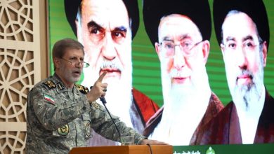 فرمانده کل ارتش: محدودیتی برای دفاع از خود نداریم