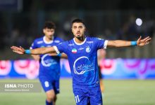 باشگاه استقلال ۳ ورزشگاه را برای میزبانی از پرسپولیس در داربی پیش رو در هفته پنجم رقابت‌های لیگ برتر به سازمان لیگ معرفی کرده است. ورزشگاه پارس شیراز، ورزشگاه امام خمینی اراک و ورزشگاه نقش جهان اصفهان، سه ورزشگاهی هستند که استقلالی‌ها برای میزبانی از رقیب سنتی به سازمان لیگ معرفی شده است. طبق پیگیری‌های ایسنا، باشگاه استقلال بیشتر تمایل دارد که این دیدار در ورزشگاه نقش جهان اصفهان برگزار شود.