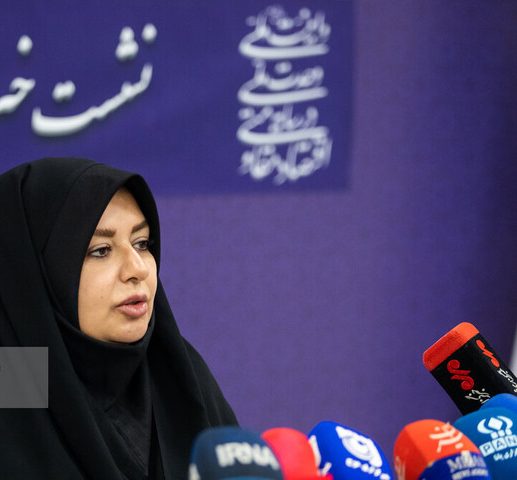 تفاوت نحوه معاملات اسناد حدنگار سبز رنگ با اسناد مالکیت زرد رنگ چگونه است؟