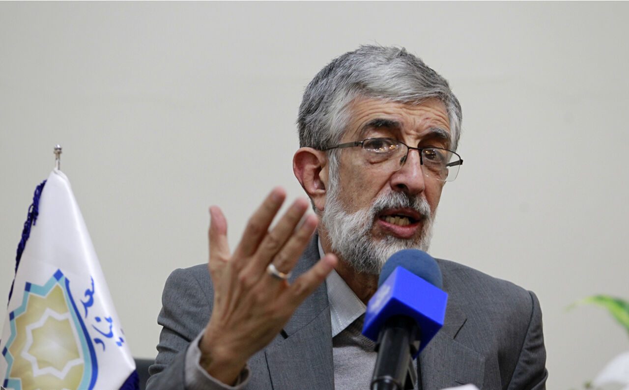 حدادعادل: به دلیل شرایط جنگ، فعلا نمیتوانیم آنطور که باید وارد مساله حجاب شویم