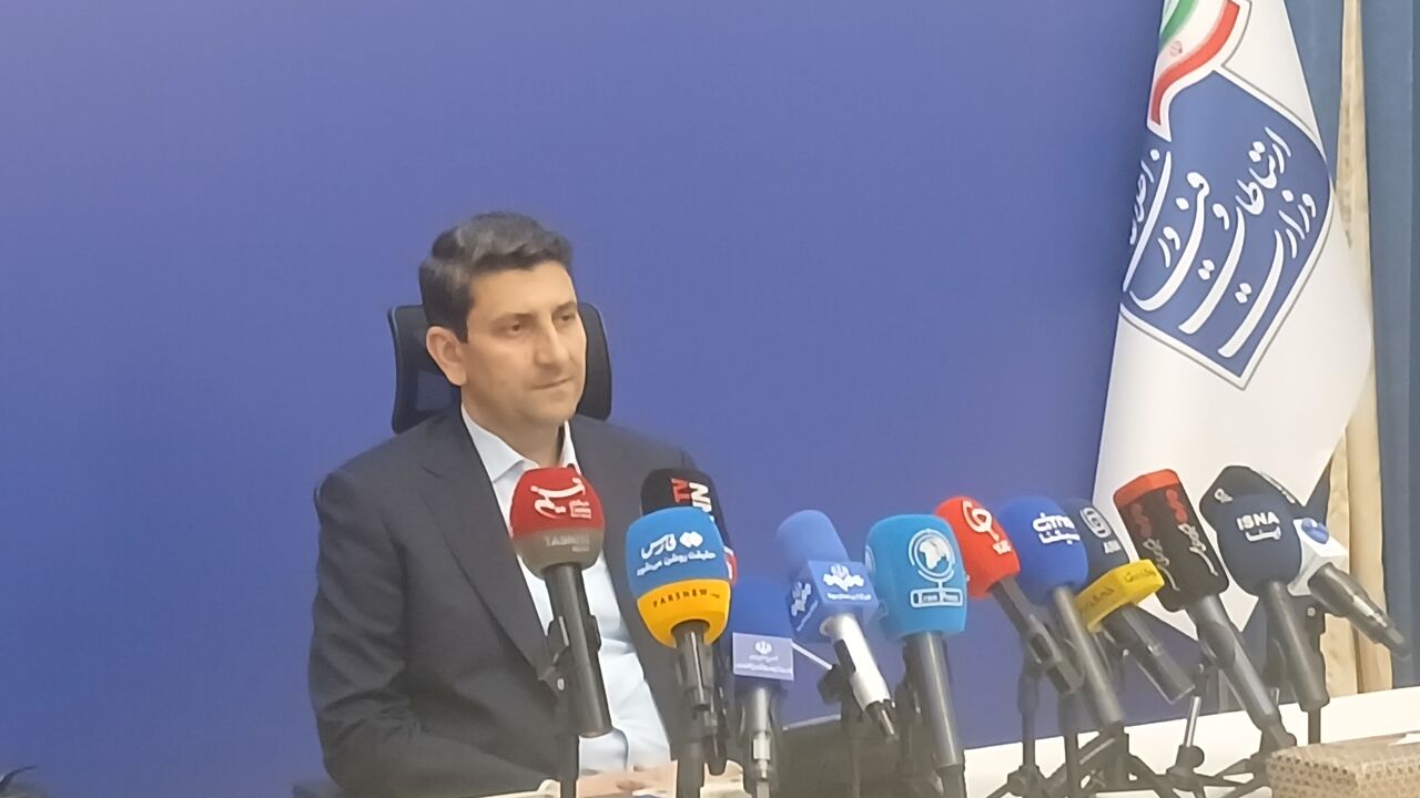 ستار هاشمی
