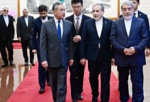 عراقچی: از راه‌حل‌های دیپلماتیک که حقوق ملت ایران را تأمین کند، استقبال می‌کنیم