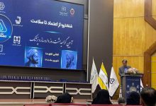 عضو کمیسیون برنامه: داروسازان واکسن آنفولانزا را بسازند